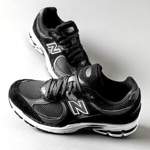 New Balance 2002R Black